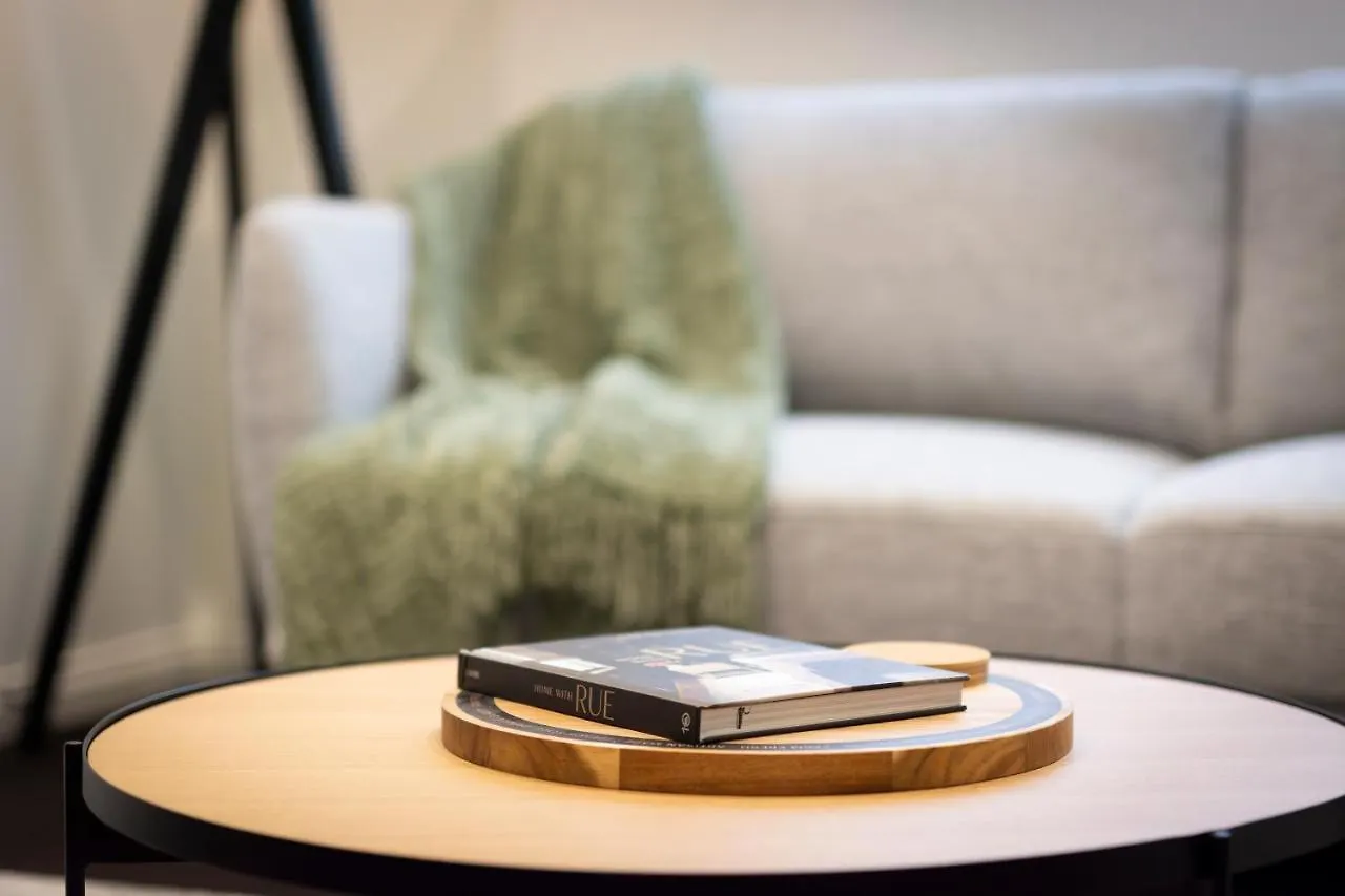 Luxury 2 Bedroom Apartment - Heart Of Hobart Cbd